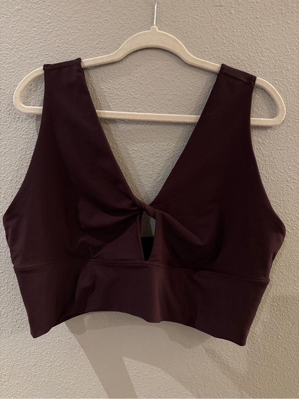 Old Navy Light Support PowerSoft Twist Longline Sports Bra Burgundy XXL